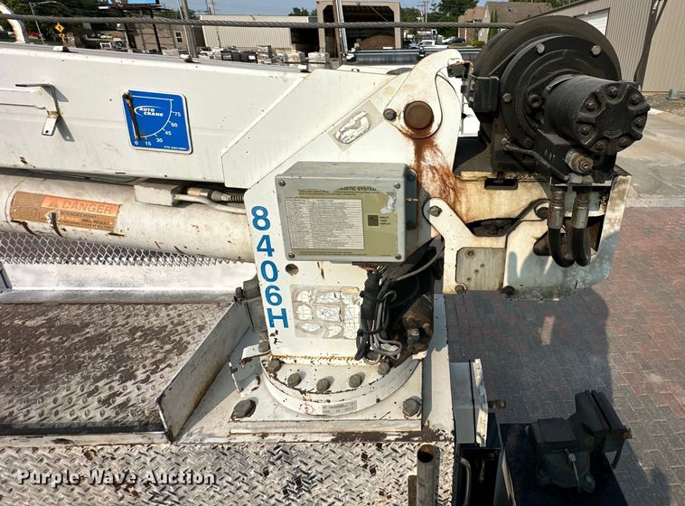 image for item DS4214 2005 Kenworth  T300 utility / service truck