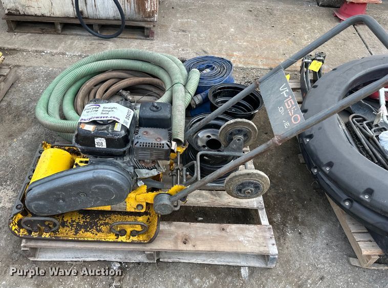 image for item DS4217 Wacker Neuson plate compactor