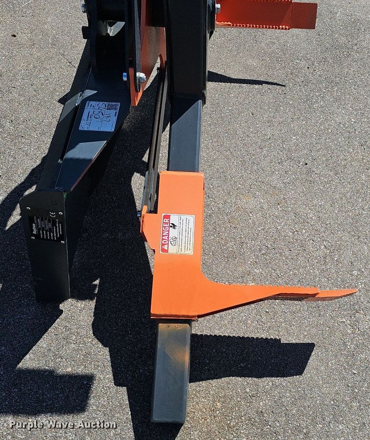 image for item DS4673 2023 Raytree Attachments RMTG70 skid steer tire grabber