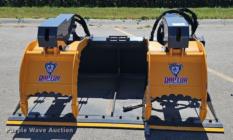 image for item DS4676 2023 Raptor Attachments SS-GRB-72-BO skid steer grapple bucket