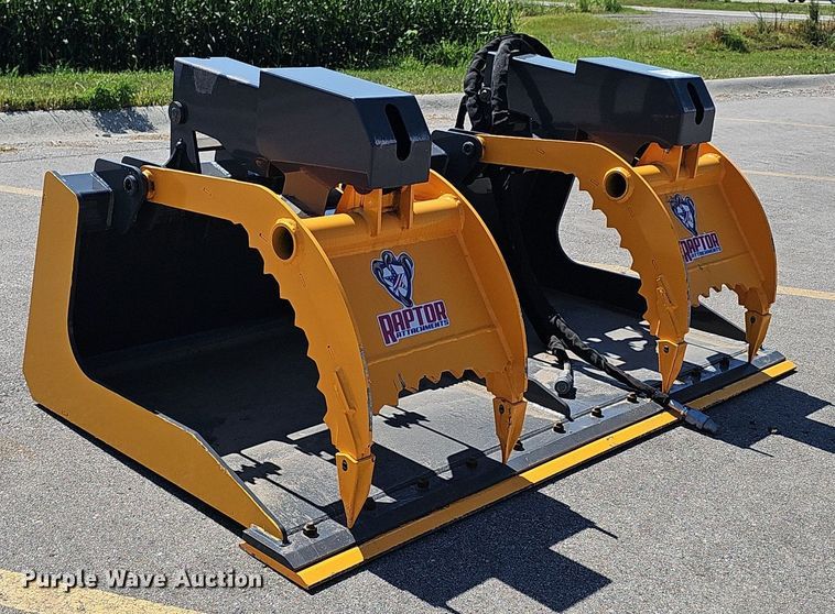 image for item DS4676 2023 Raptor Attachments SS-GRB-72-BO skid steer grapple bucket