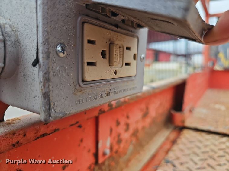 image for item DS4683 2012 Skyjack SJIII 3219 scissor lift