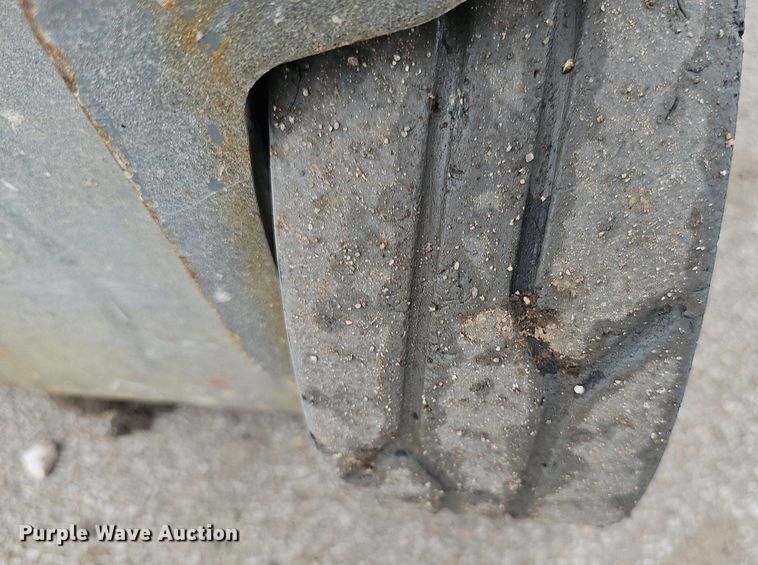 image for item DS4683 2012 Skyjack SJIII 3219 scissor lift