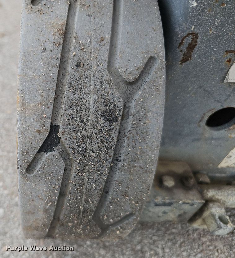 image for item DS4683 2012 Skyjack SJIII 3219 scissor lift