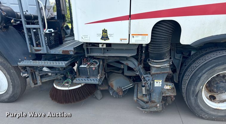 image for item DV5779 2004 Sterling  SC8000 street sweeper truck