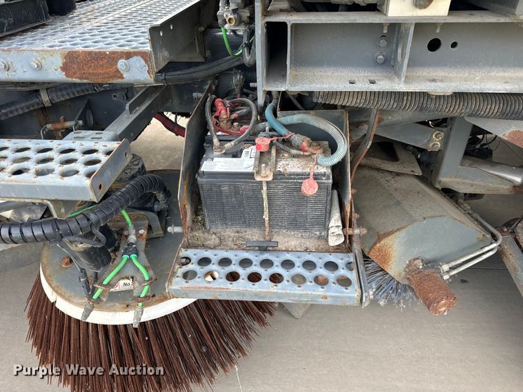 image for item DV5779 2004 Sterling  SC8000 street sweeper truck