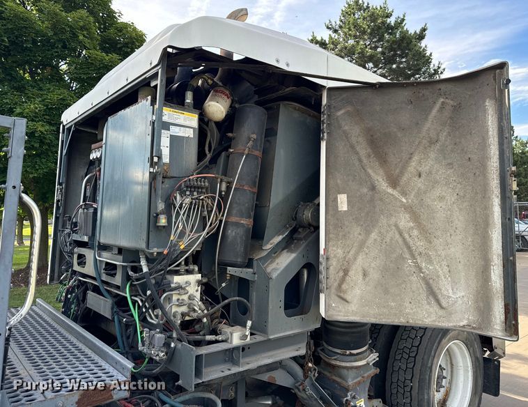 image for item DV5779 2004 Sterling  SC8000 street sweeper truck