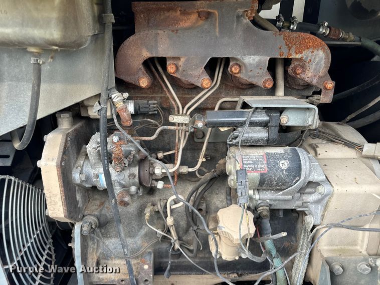 image for item DV5779 2004 Sterling  SC8000 street sweeper truck