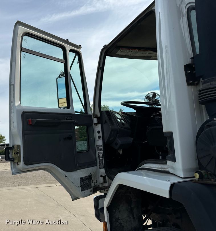 image for item DV5779 2004 Sterling  SC8000 street sweeper truck