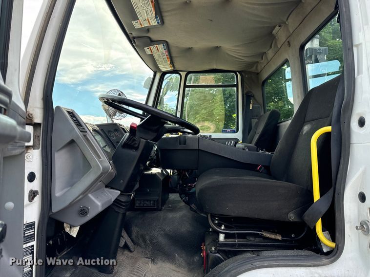 image for item DV5779 2004 Sterling  SC8000 street sweeper truck