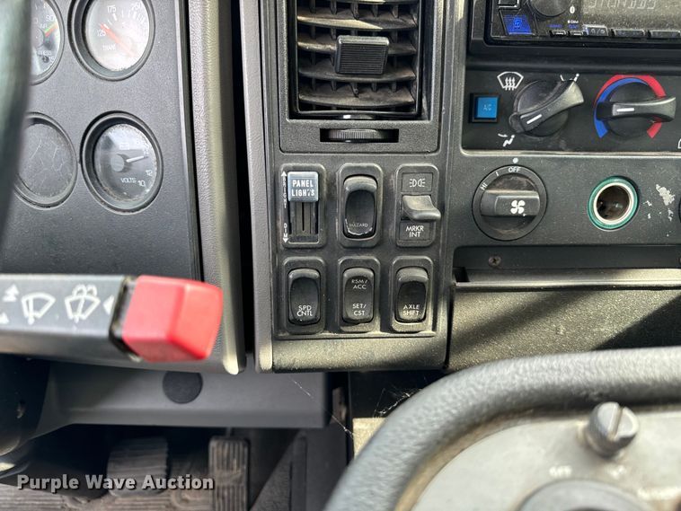 image for item DV5779 2004 Sterling  SC8000 street sweeper truck