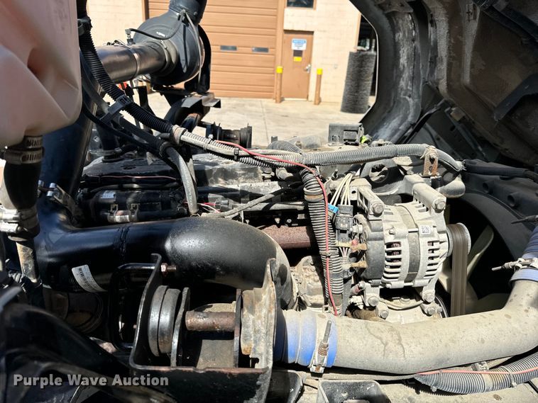 image for item DV5779 2004 Sterling  SC8000 street sweeper truck