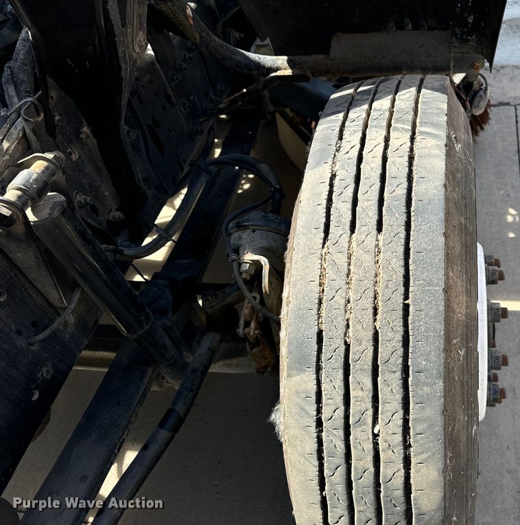 image for item DV5779 2004 Sterling  SC8000 street sweeper truck