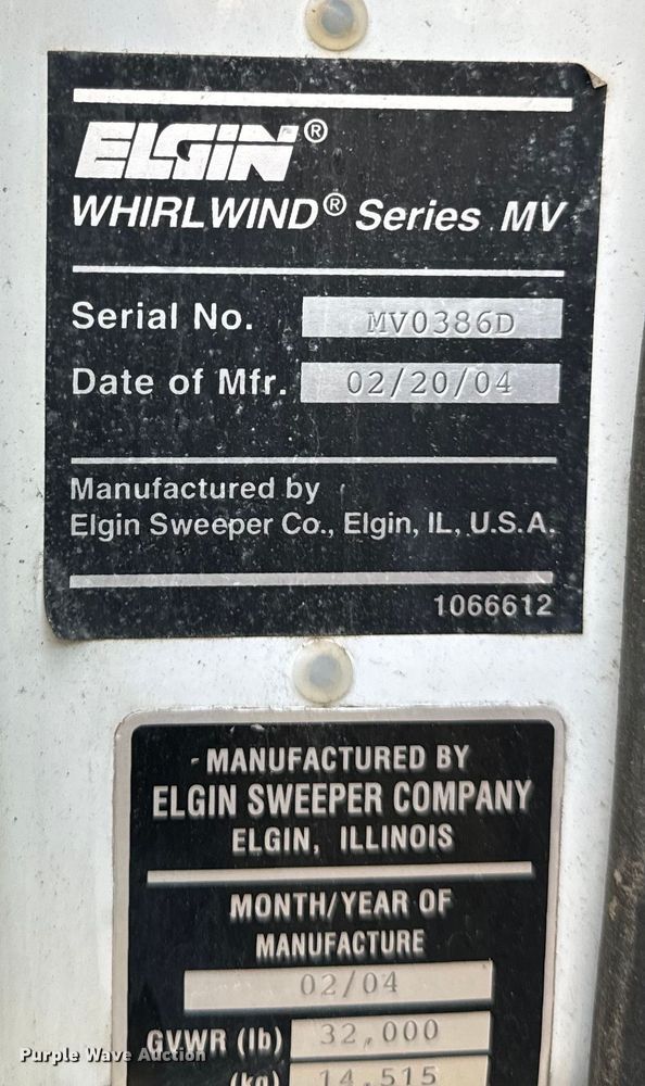 image for item DV5779 2004 Sterling  SC8000 street sweeper truck