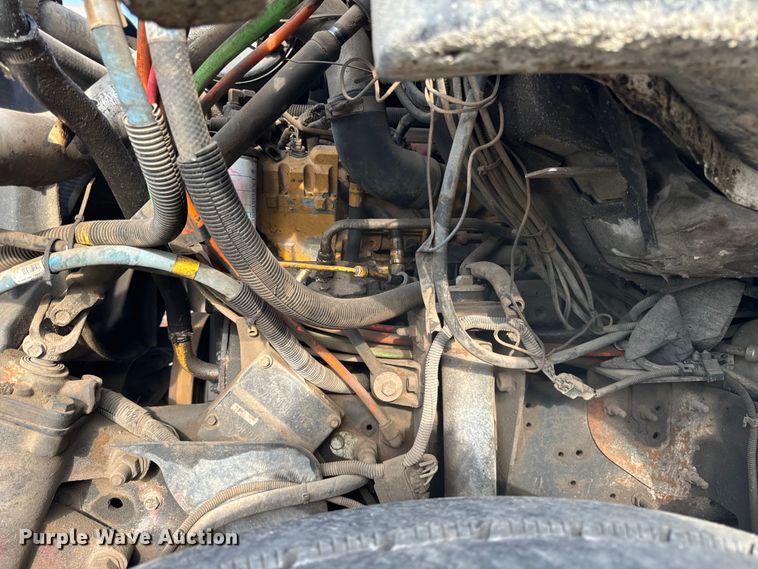 image for item DV5790 2005 Chevrolet  C8500 truck cab and chassis