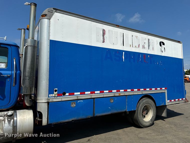 image for item DV5802 2000 Mack  RD690P box truck