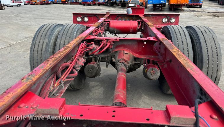 image for item DV5803 2005 Chevrolet  C8500 truck cab and chassis