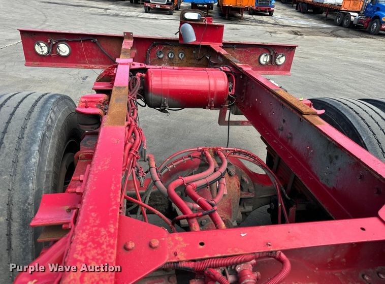 image for item DV5803 2005 Chevrolet  C8500 truck cab and chassis