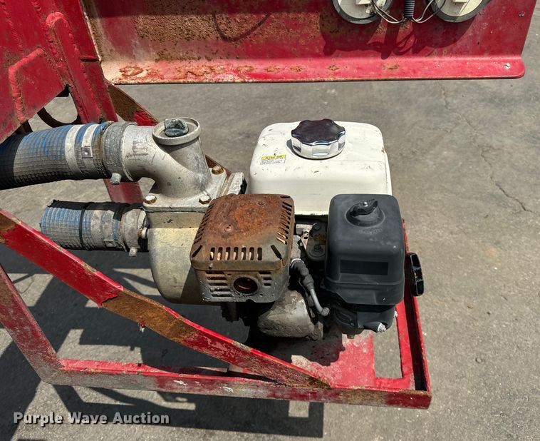 image for item DV5803 2005 Chevrolet  C8500 truck cab and chassis