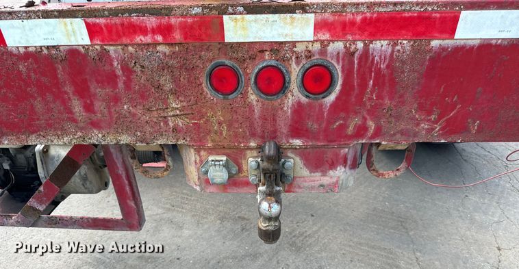 image for item DV5803 2005 Chevrolet  C8500 truck cab and chassis