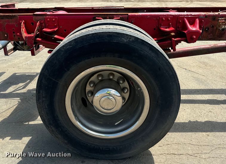 image for item DV5803 2005 Chevrolet  C8500 truck cab and chassis