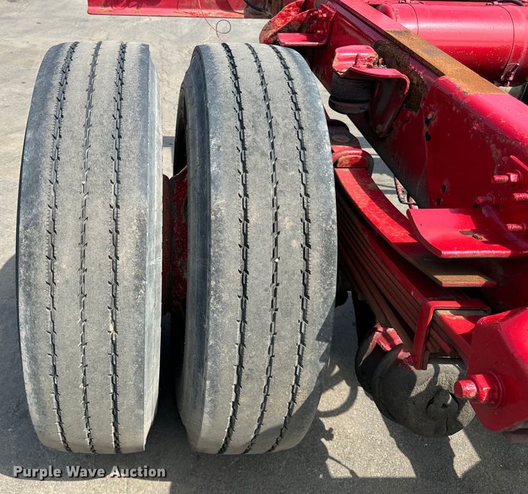 image for item DV5803 2005 Chevrolet  C8500 truck cab and chassis