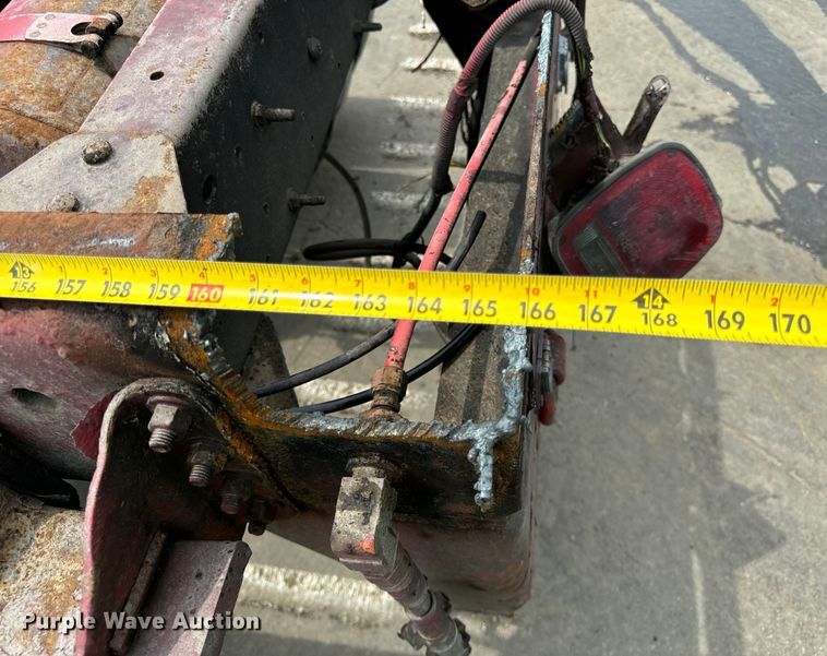 image for item DV5806 2005 Chevrolet  C8500 truck cab and chassis