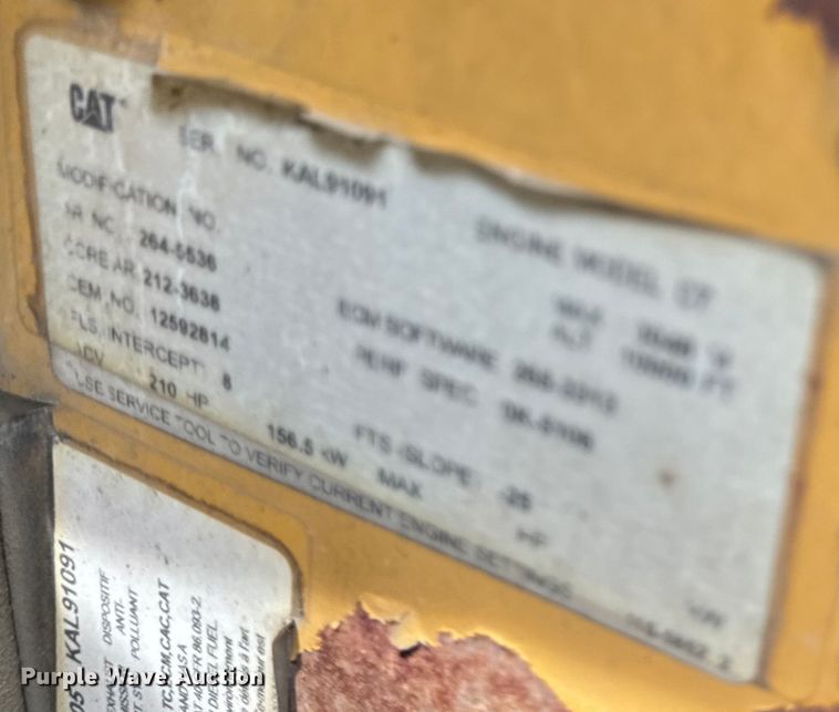 image for item DV5806 2005 Chevrolet  C8500 truck cab and chassis