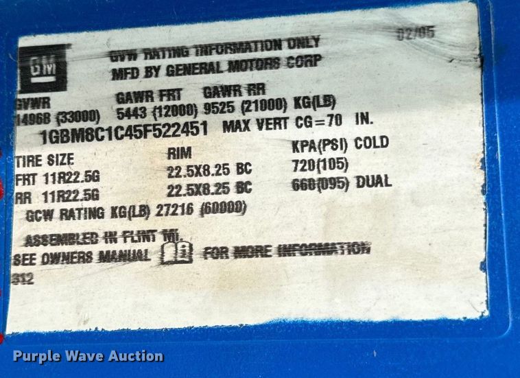 image for item DV5806 2005 Chevrolet  C8500 truck cab and chassis