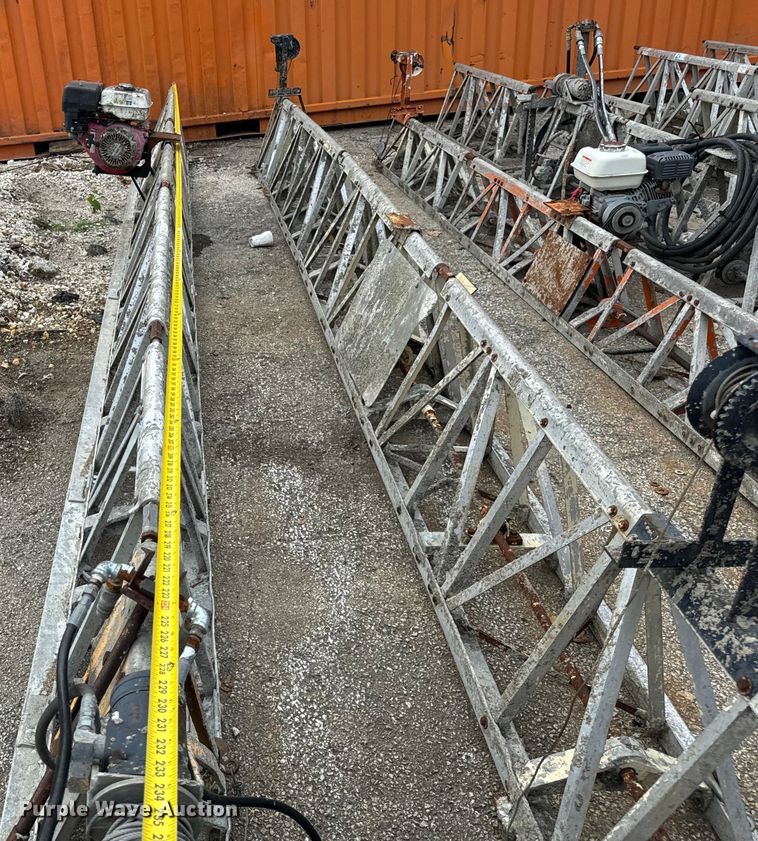 image for item DV5811 Screeds