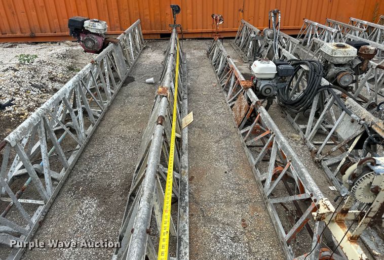 image for item DV5811 Screeds