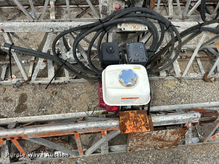 image for item DV5811 Screeds