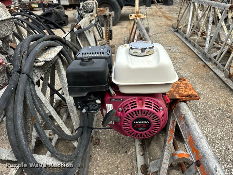 image for item DV5811 Screeds