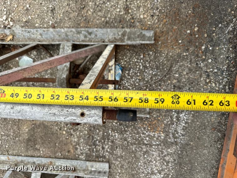 image for item DV5811 Screeds