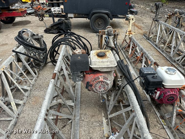 image for item DV5811 Screeds