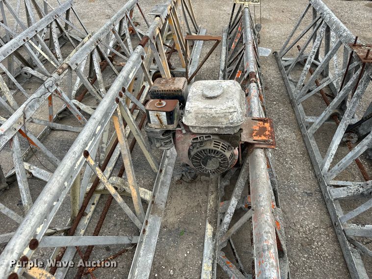 image for item DV5811 Screeds