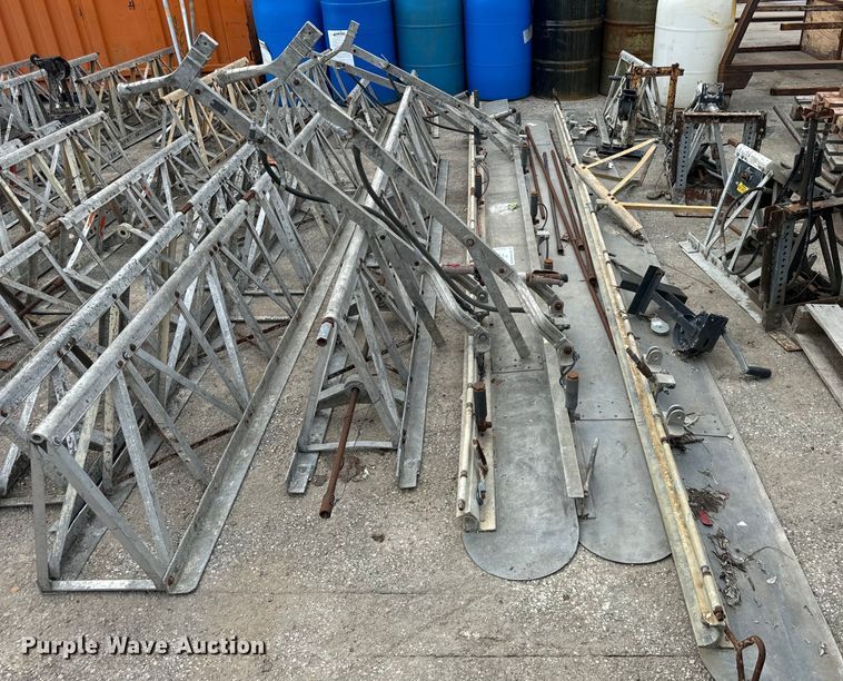 image for item DV5811 Screeds