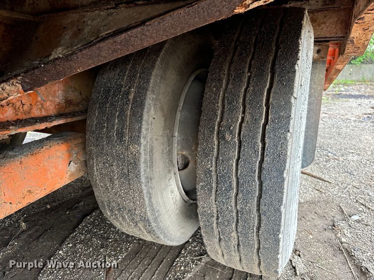 image for item DV5812 2011 Belshe  DT255 grout trailer 