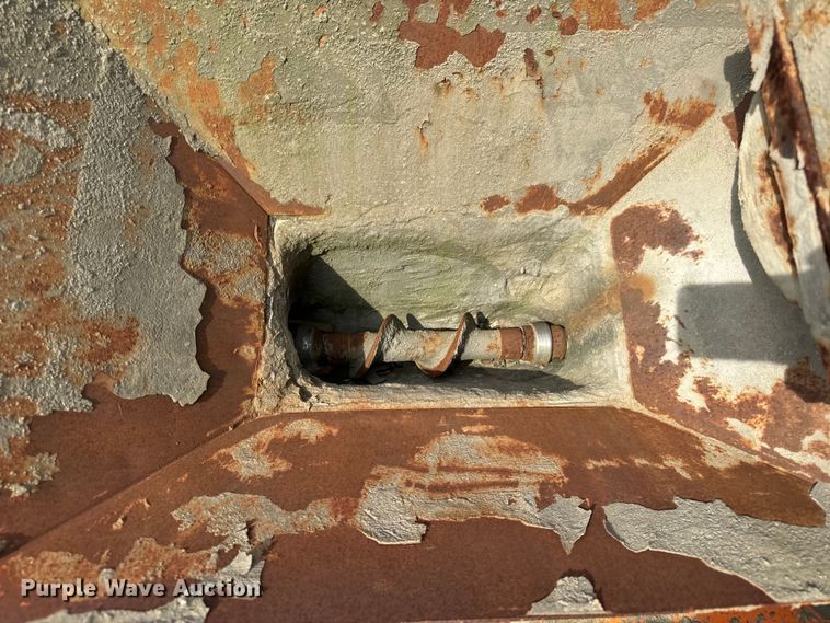 image for item DV5812 2011 Belshe  DT255 grout trailer 