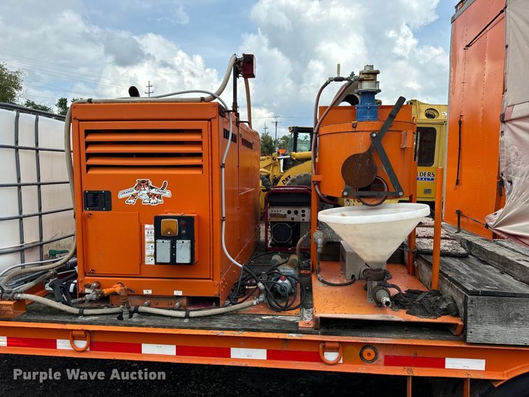 image for item DV5813 2007 Holden grout trailer