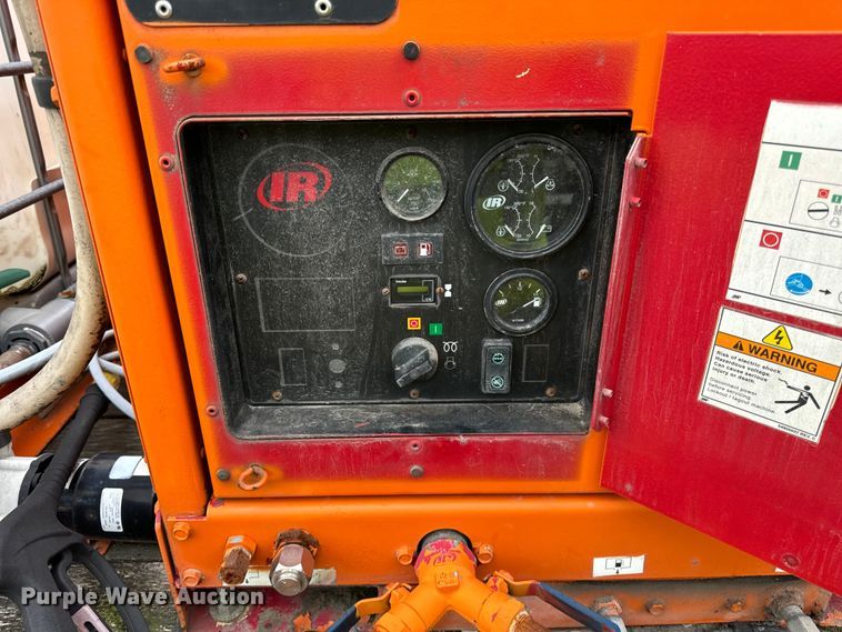 image for item DV5813 2007 Holden grout trailer