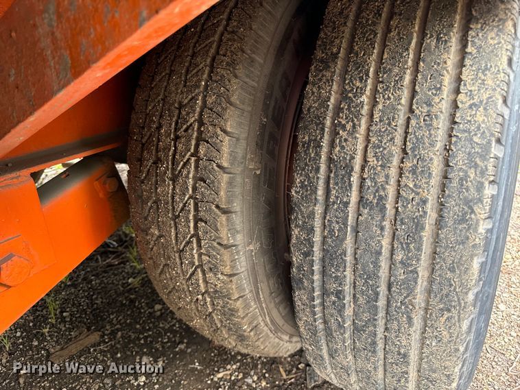 image for item DV5813 2007 Holden grout trailer