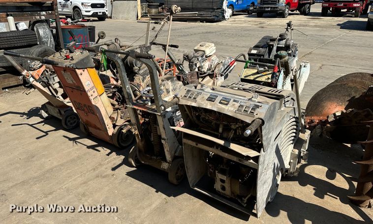 image for item DV5819 (7) concrete saws 