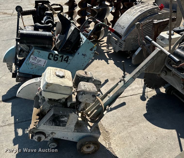 image for item DV5819 (7) concrete saws 