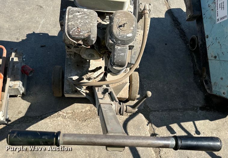 image for item DV5819 (7) concrete saws 