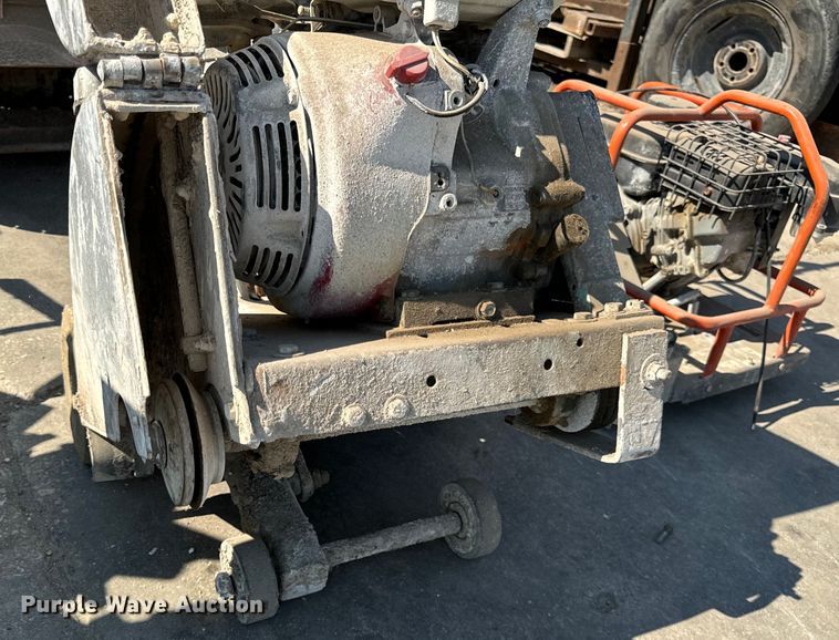 image for item DV5819 (7) concrete saws 