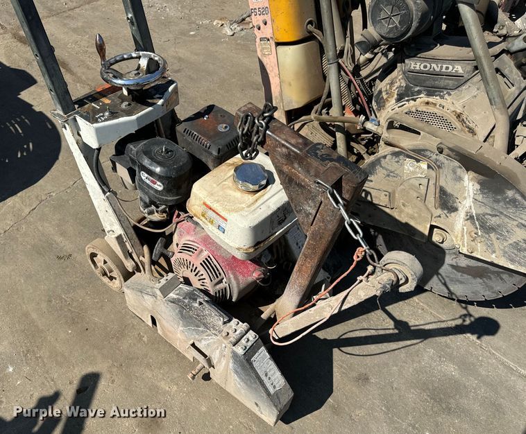 image for item DV5819 (7) concrete saws 