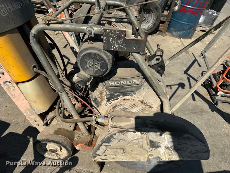 image for item DV5819 (7) concrete saws 