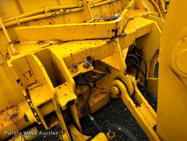 image for item DV5839 1987 Trojan  1900Z wheel loader