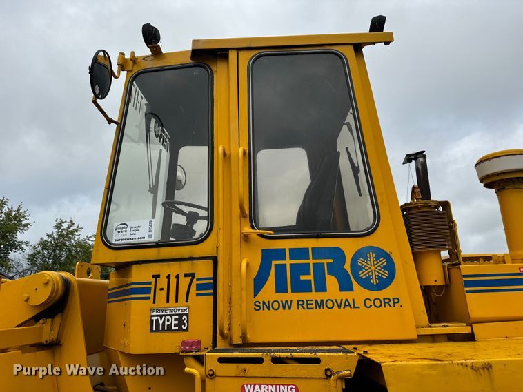 image for item DV5839 1987 Trojan  1900Z wheel loader